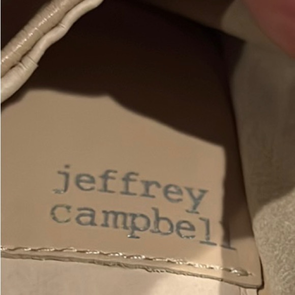 NWOT Jeffrey Campbell Nude Women's Flats size 7 1/2 - Picture 2 of 6